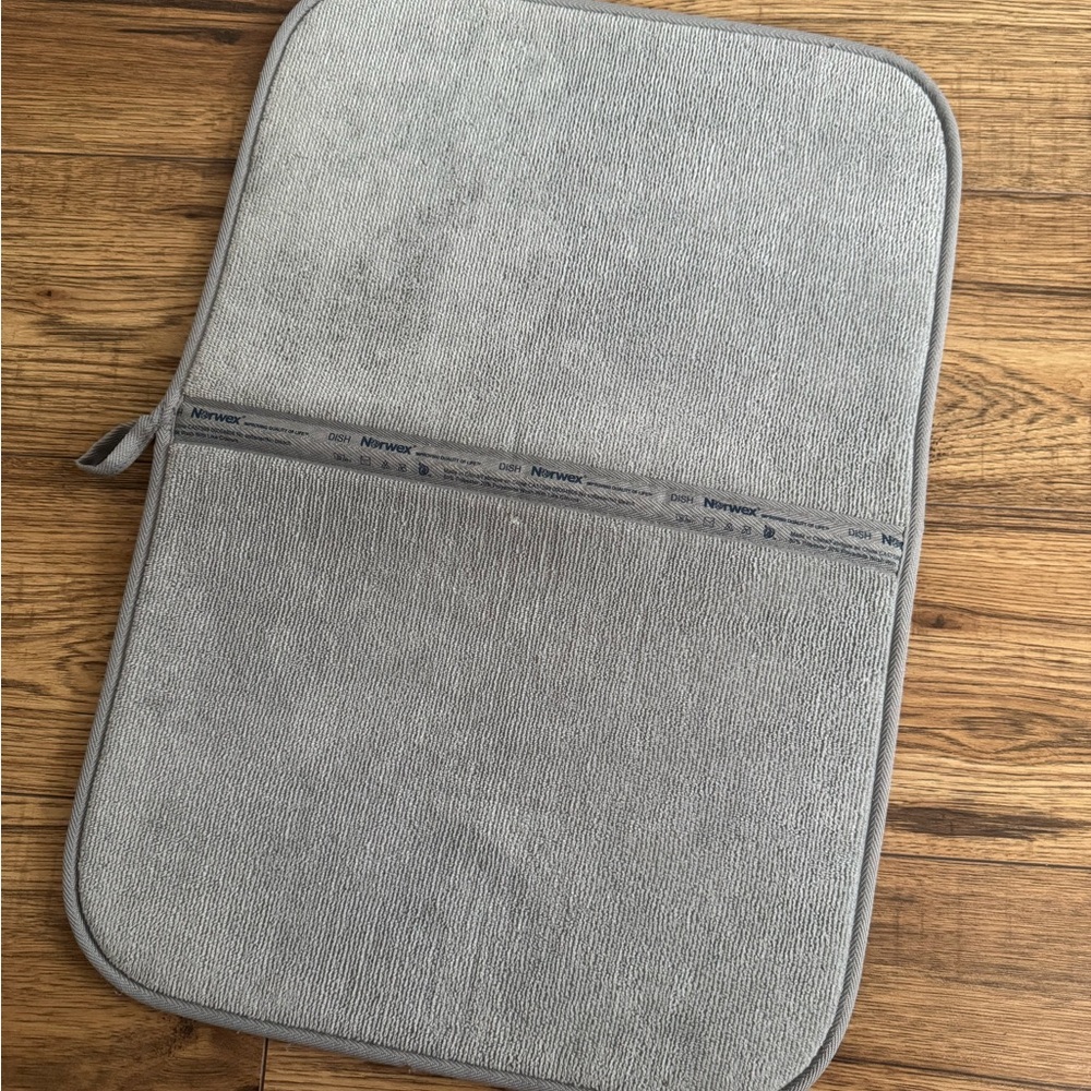 Norwex Drying Mat - Picture 2 of 4